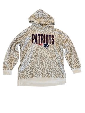 New England Patriots Leopard Print Hoodie - Cream & Tan - Women's Size Large